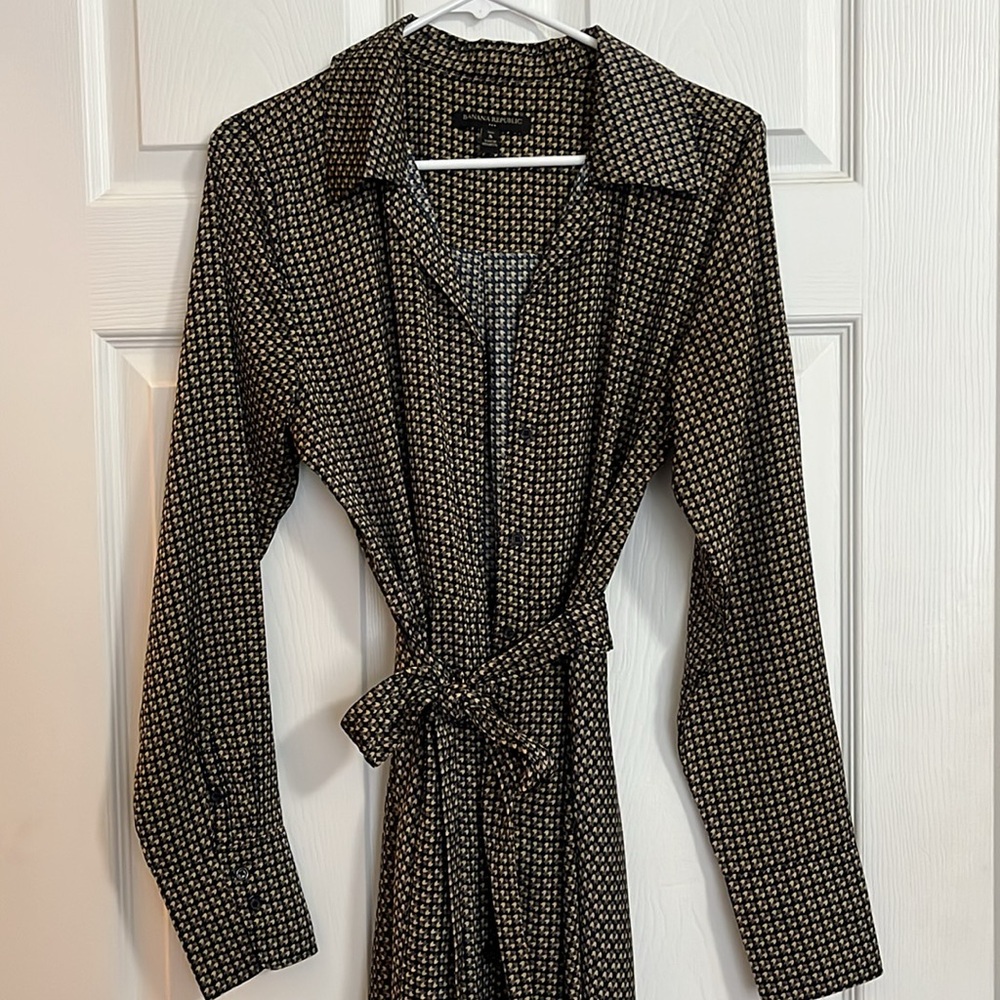 Banana Republic Button Down Dress